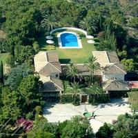 Дом в пригороде в Испании, Андалусия, 2000 кв.м.