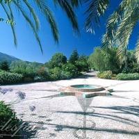 Дом в пригороде в Испании, Андалусия, 2000 кв.м.