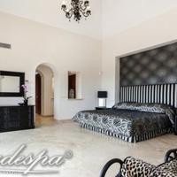 Дом в пригороде в Испании, Андалусия, 959 кв.м.