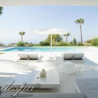 Вилла в пригороде в Испании, Андалусия, 1375 кв.м.