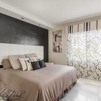 Квартира на первой линии моря/озера, в пригороде в Испании, Андалусия, 114 кв.м.