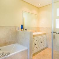 Penthouse in the suburbs in Spain, Andalucia, 118 sq.m.