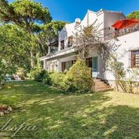 Дом в пригороде в Испании, Андалусия, 300 кв.м.