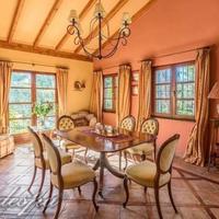 Дом в пригороде в Испании, Андалусия, 300 кв.м.