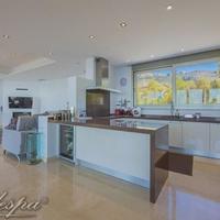 Вилла на первой линии моря/озера, в пригороде в Испании, Валенсия, Аликанте, 722 кв.м.