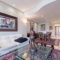 Flat at the second line of the sea / lake, in the suburbs in Spain, Andalucia, 150 sq.m.