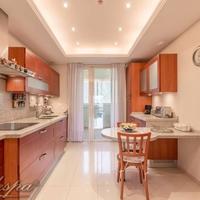 Flat at the second line of the sea / lake, in the suburbs in Spain, Andalucia, 150 sq.m.