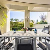 Flat in the suburbs in Spain, Andalucia, 245 sq.m.