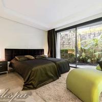 Flat in the suburbs in Spain, Andalucia, 245 sq.m.