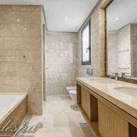 Flat in the suburbs in Spain, Andalucia, 245 sq.m.