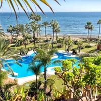 Пентхаус на первой линии моря/озера, в пригороде в Испании, Андалусия, 641 кв.м.