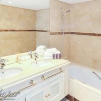 Apartment in the city center in Spain, Andalucia, 246 sq.m.
