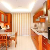 Flat at the second line of the sea / lake, in the suburbs in Spain, Andalucia, 256 sq.m.