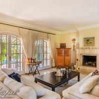 Villa in the suburbs in Spain, Andalucia, 400 sq.m.