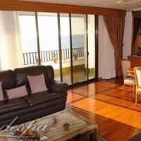 Penthouse in the city center, at the first line of the sea / lake in Spain, Catalunya, Girona, 260 sq.m.