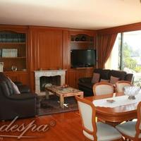 Penthouse in the city center, at the first line of the sea / lake in Spain, Catalunya, Girona, 260 sq.m.