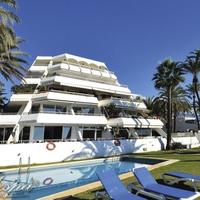 Квартира на первой линии моря/озера, в пригороде в Испании, Андалусия, 69 кв.м.