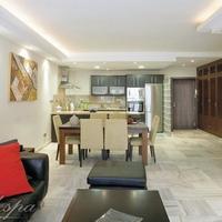 Квартира на первой линии моря/озера, в пригороде в Испании, Андалусия, 69 кв.м.