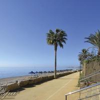 Квартира на первой линии моря/озера, в пригороде в Испании, Андалусия, 69 кв.м.