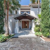 Villa at the second line of the sea / lake, in the suburbs in Spain, Andalucia, 762 sq.m.