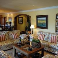 Вилла на первой линии моря/озера, в пригороде в Испании, Каталония, Жирона, 250 кв.м.