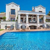 Дом в пригороде в Испании, Андалусия, 500 кв.м.