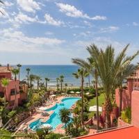 Пентхаус на первой линии моря/озера, в пригороде в Испании, Андалусия, 330 кв.м.