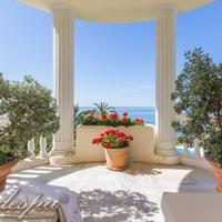 Квартира на первой линии моря/озера, в пригороде в Испании, Андалусия, 260 кв.м.