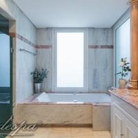 Квартира на первой линии моря/озера, в пригороде в Испании, Андалусия, 260 кв.м.