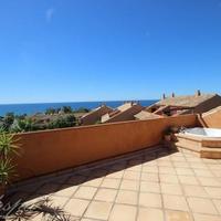 Пентхаус на второй линии моря/озера, в пригороде в Испании, Андалусия, 308 кв.м.