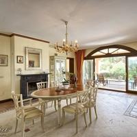 Дом в пригороде в Испании, Андалусия, 650 кв.м.