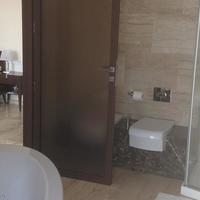 Вилла на второй линии моря/озера, в пригороде в Испании, Каталония, Жирона, 420 кв.м.