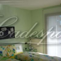 Вилла на второй линии моря/озера, в пригороде в Испании, Каталония, Жирона, 212 кв.м.