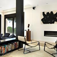 Вилла на второй линии моря/озера, в пригороде в Испании, Каталония, Жирона, 600 кв.м.