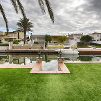 Вилла в центре города в Испании, Каталония, Жирона, 145 кв.м.