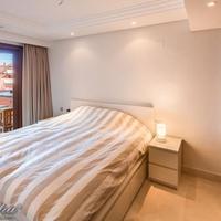 Пентхаус на первой линии моря/озера, в пригороде в Испании, Андалусия, 155 кв.м.