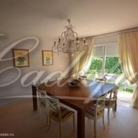 Вилла в пригороде в Испании, Каталония, Жирона, 300 кв.м.