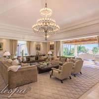 Вилла в пригороде в Испании, Андалусия, 2438 кв.м.