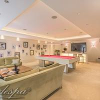 Вилла в пригороде в Испании, Андалусия, 2438 кв.м.