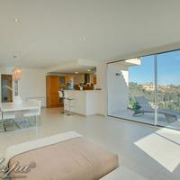 Вилла в пригороде в Испании, Каталония, Жирона, 300 кв.м.