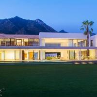 Дом в пригороде в Испании, Андалусия, 1740 кв.м.