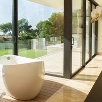 Дом в пригороде в Испании, Андалусия, 1740 кв.м.