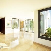 Дом в пригороде в Испании, Андалусия, 1740 кв.м.