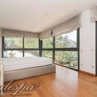 Вилла в центре города в Испании, Каталония, Эсплугес-де-Льобрегат, 510 кв.м.