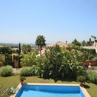 Дом в пригороде в Испании, Андалусия, 755 кв.м.