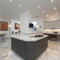 Вилла на второй линии моря/озера, в пригороде в Испании, Андалусия, 916 кв.м.