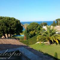 Вилла в пригороде в Испании, Каталония, Жирона, 490 кв.м.