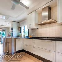 Вилла в пригороде в Испании, Андалусия, 680 кв.м.