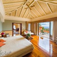 House in the suburbs in Spain, Andalucia, 1040 sq.m.