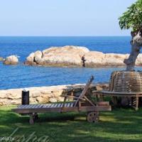 Вилла на первой линии моря/озера, в пригороде в Испании, Каталония, Жирона, 511 кв.м.